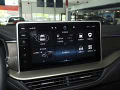 2023款 改款 TSI330 5座两驱奢享版