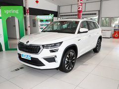 2023款 改款 TSI330 5座两驱奢享版