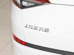 2023款 改款 TSI330 5座两驱奢享版