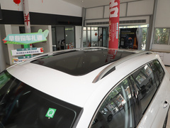 2023款 改款 TSI330 5座两驱奢享版