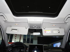 2023款 改款 TSI330 5座两驱奢享版