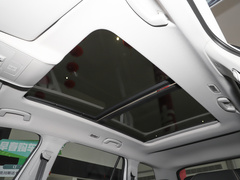 2023款 改款 TSI330 5座两驱奢享版