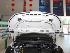 2023款 改款 TSI330 5座两驱奢享版