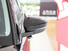 2023款 改款 TSI330 5座两驱奢享版