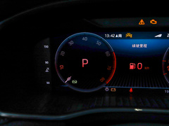 2023款 改款 TSI330 5座两驱奢享版