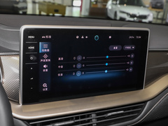 2023款 改款 TSI330 5座两驱奢享版