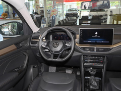 2023款 改款 TSI330 5座两驱奢享版