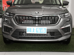 2023款 改款 TSI330 7座两驱奢享版