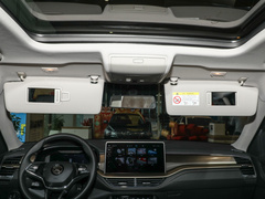 2023款 改款 TSI330 7座两驱奢享版