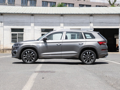 2023款 改款 TSI330 7座两驱奢享版