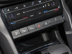 2023款 改款 TSI330 7座两驱奢享版