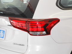 2021款 改款 2.0L 两驱畅享版 5座