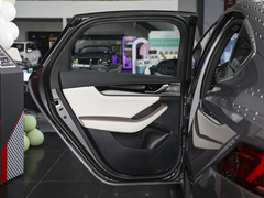 2023款 冠军版 EV 510KM超越型