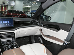 2023款 冠军版 EV 420KM超越型