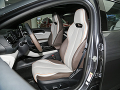2023款 冠军版 EV 420KM超越型