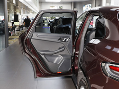 2024款 Macan 2.0T