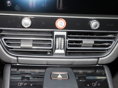 2024款 Macan 2.0T