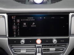 2024款 Macan 2.0T