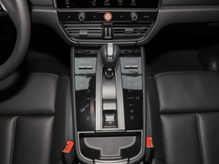 2024款 Macan 2.0T