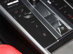 2024款 Macan 2.0T