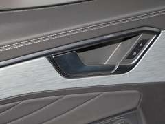 2023款 530TSI 四驱旗舰胜境版Pro 6座