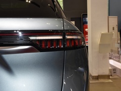 2023款 400T 两驱尊贵版 5座