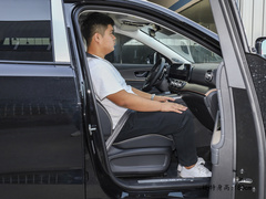2023款 400T 两驱尊贵版 5座