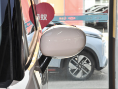 2023款 170km 奶昔 磷酸铁锂