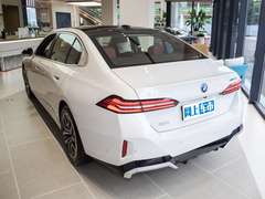 2024款 eDrive 35L M运动套装