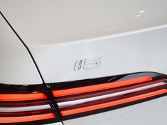2024款 eDrive 35L M运动套装