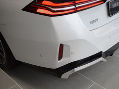 2024款 eDrive 35L M运动套装