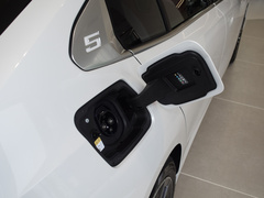 2024款 eDrive 35L M运动套装