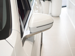 2024款 eDrive 35L M运动套装