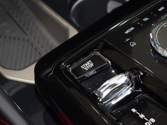 2024款 eDrive 35L M运动套装