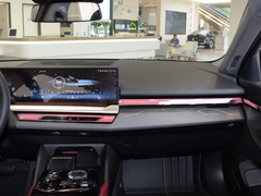 2024款 eDrive 35L M运动套装