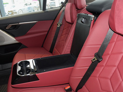2024款 eDrive 35L M运动套装