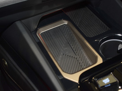 2024款 eDrive 35L M运动套装