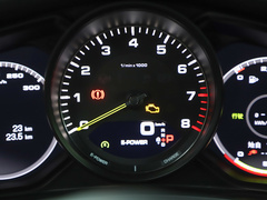 2023款 改款 Panamera 4 E-Hybrid 铂金版 2.9T