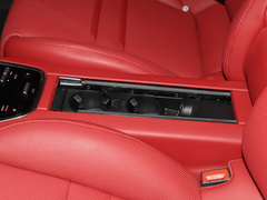2023款 改款 Panamera 4 E-Hybrid 铂金版 2.9T