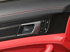 2023款 改款 Panamera 4 E-Hybrid 铂金版 2.9T