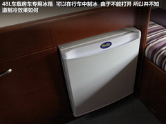 2009款 2.8 手动 商务版 豪华型 两驱