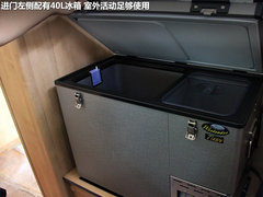 2009款 2.8 手动 商务版 豪华型 两驱
