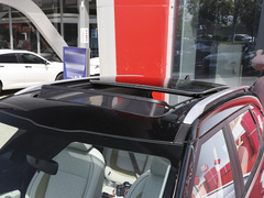 2023款 1.5L CVT尊贵版