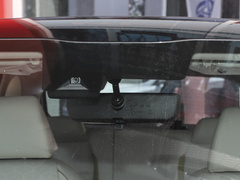 2023款 1.5L CVT尊贵版