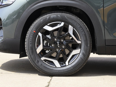 2023款 1.5L CVT尊贵版