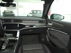 2024款  RS 6 4.0T Avant performance