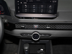 2023款 260TURBO 卓越版