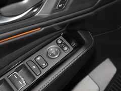 2023款 260TURBO 卓越版