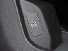 2023款 1.5L 52KM领航版