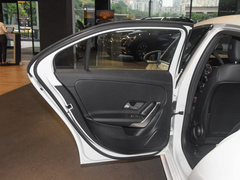2023款 A 180 L